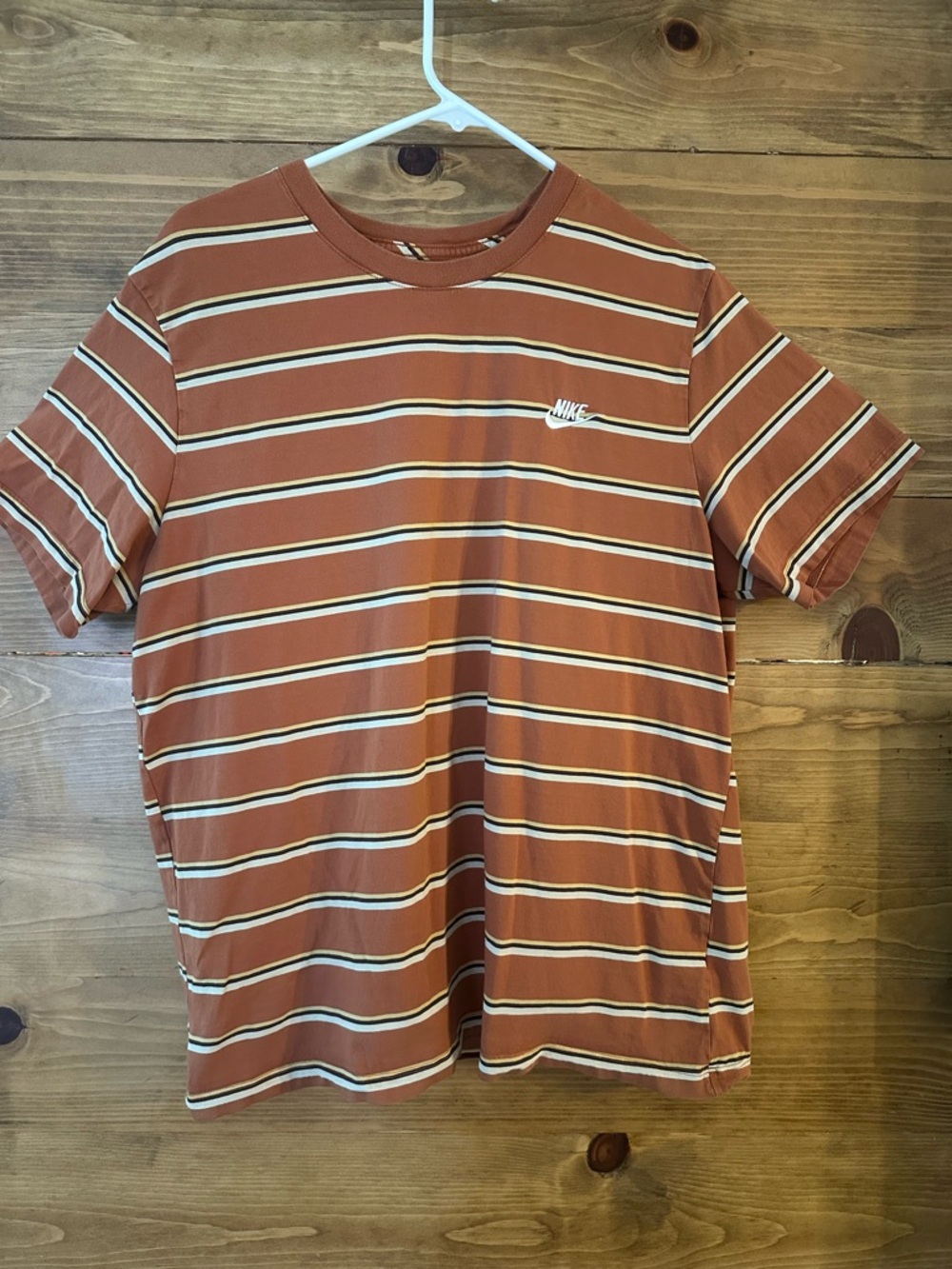 Nike Rust Striped Short-Sleeve Crew T-Shirt